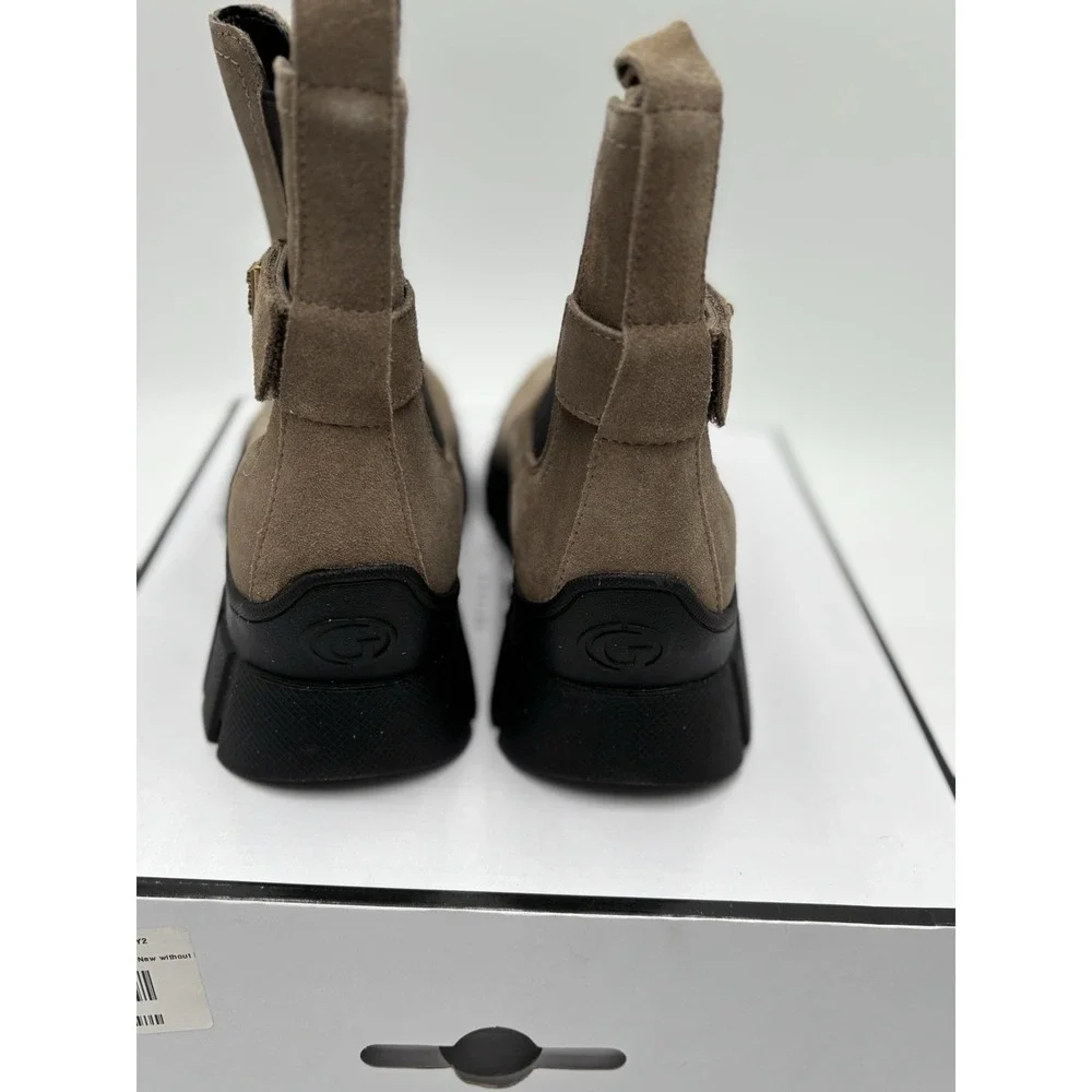 GUESS Women's Chelsea Boots‎ Suede Chunky Lug Sole Brown Ankle Booties Size 8.5